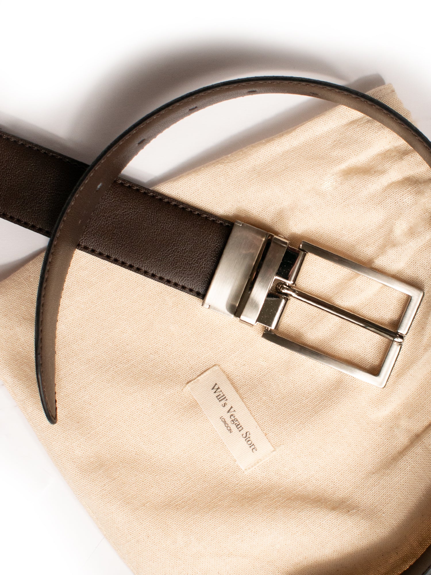 Cinturón reversible de 3,5 cm. 