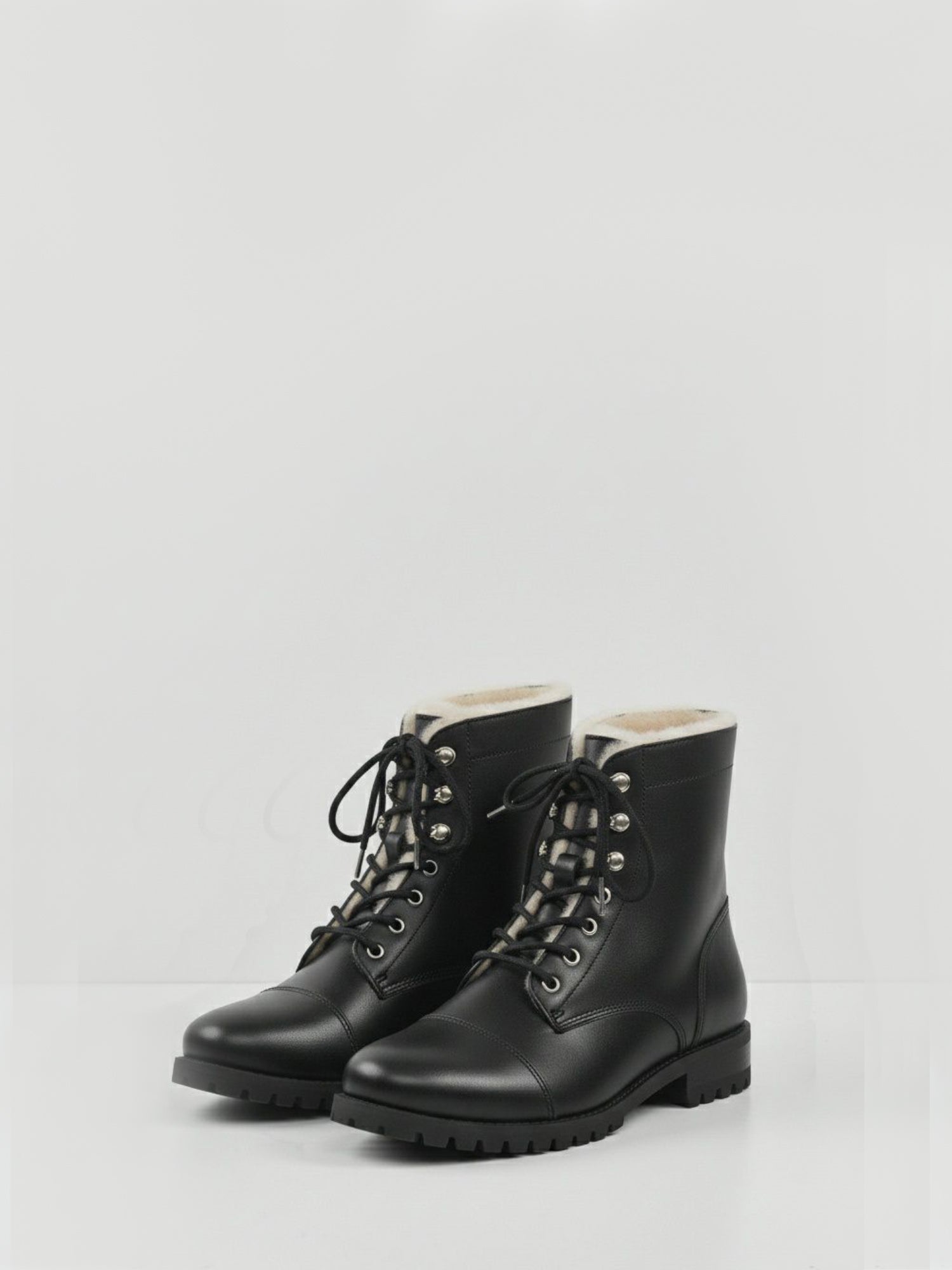 Botas de trabajo aisladas 