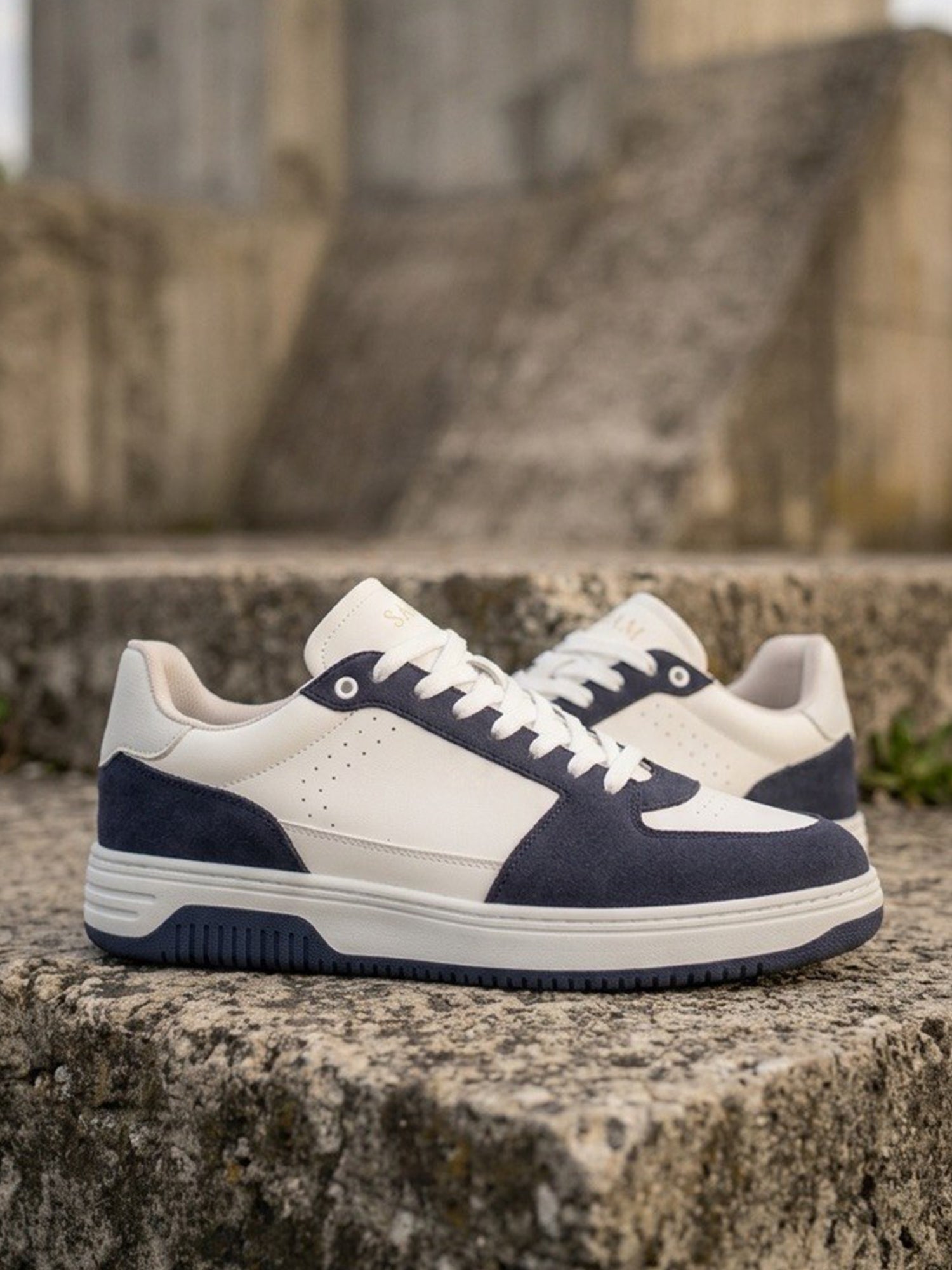 Bergen Sneakers