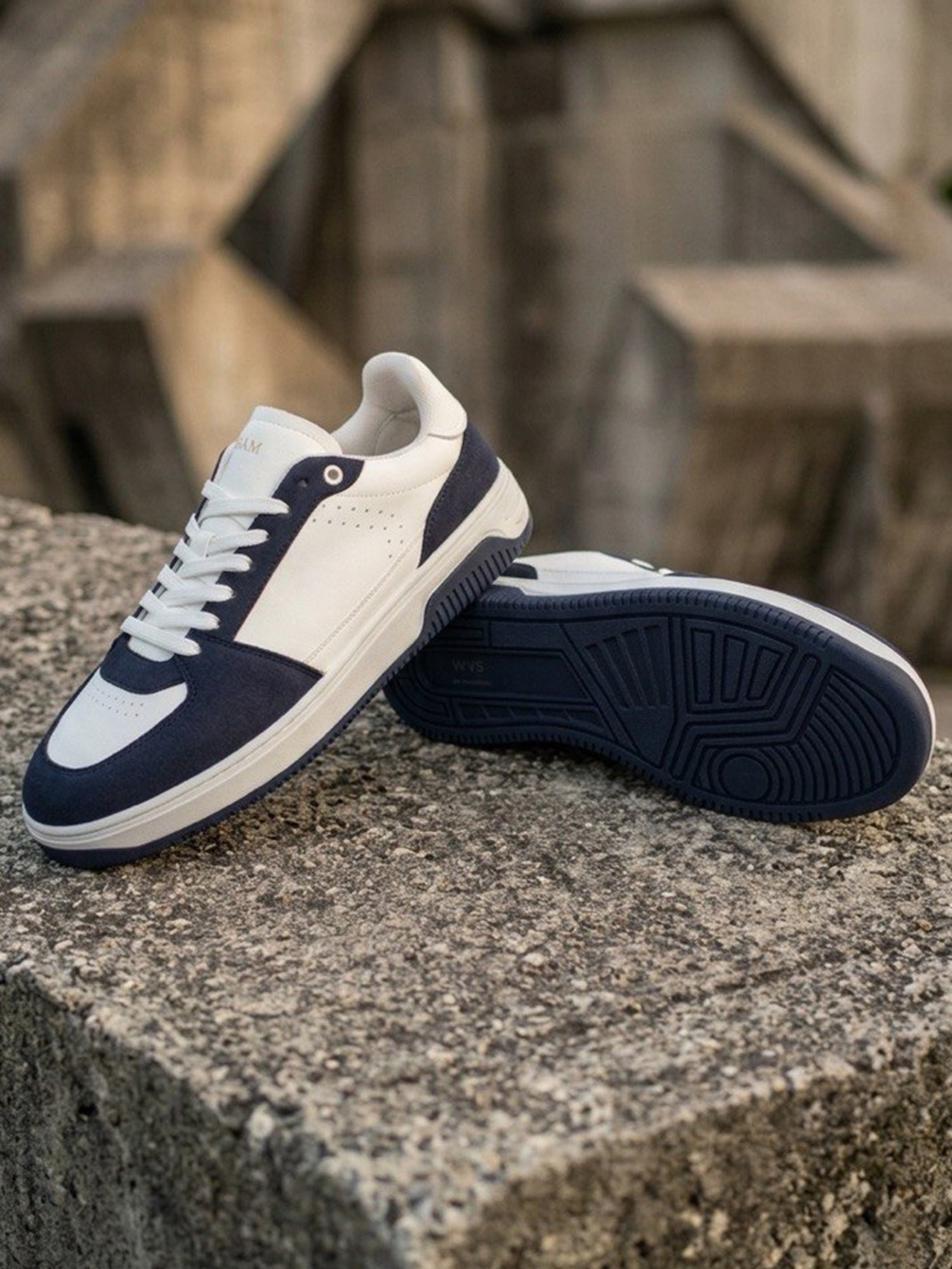 Bergen Sneakers