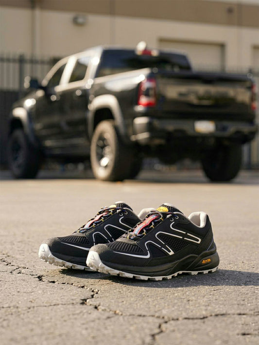 WVSport Oakes Cross Running Trainers