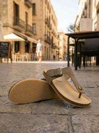 Toe Peg Footbed Sandals