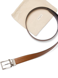 Cinturón reversible de 3,5 cm. 