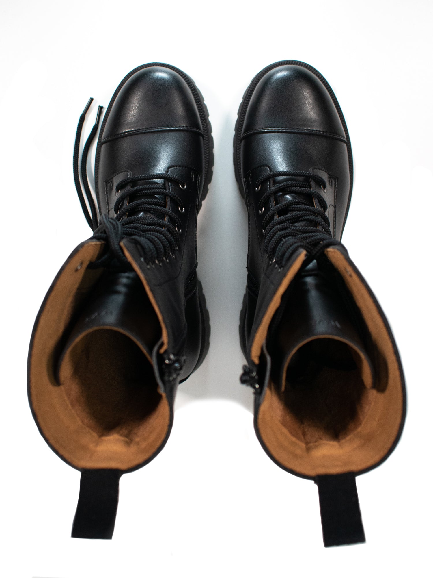 Botas Track Sole 10 Ojales 